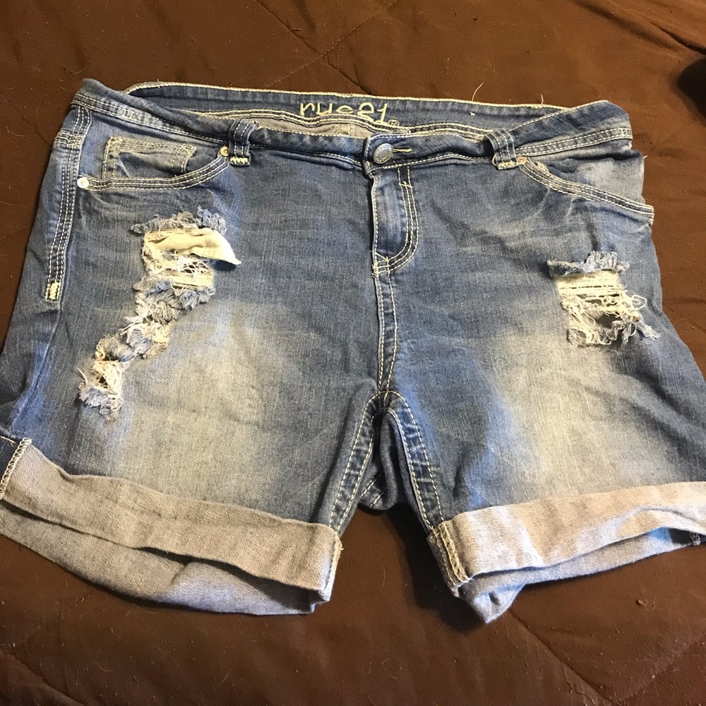 Rue 21 plus size shorts